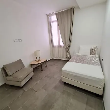 With Private Courtyard Venezia