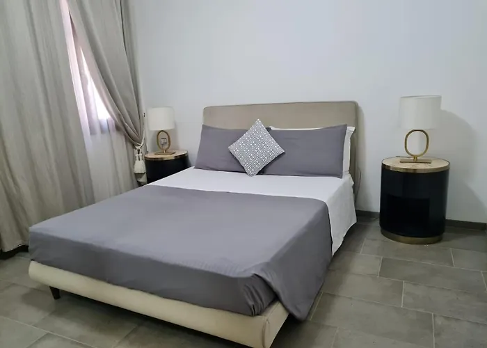 With Private Courtyard Venecia