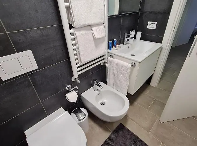 With Private Courtyard Apartamento Venecia