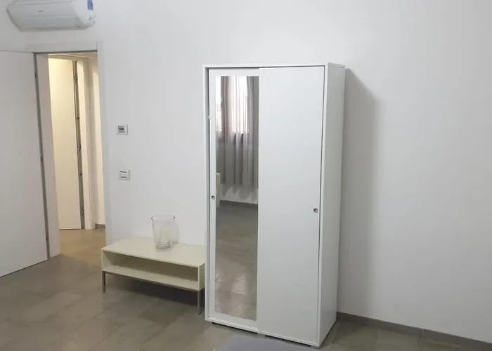 With Private Courtyard Venecia